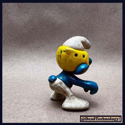 Smurfs -Yellow Wrestler- PVC Toy
